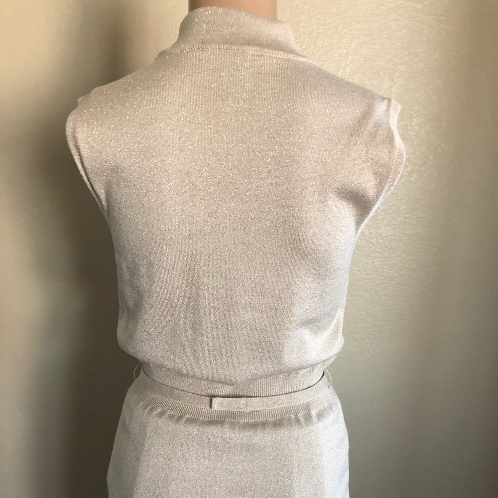 WHBM blouse - Picture 2 of 2